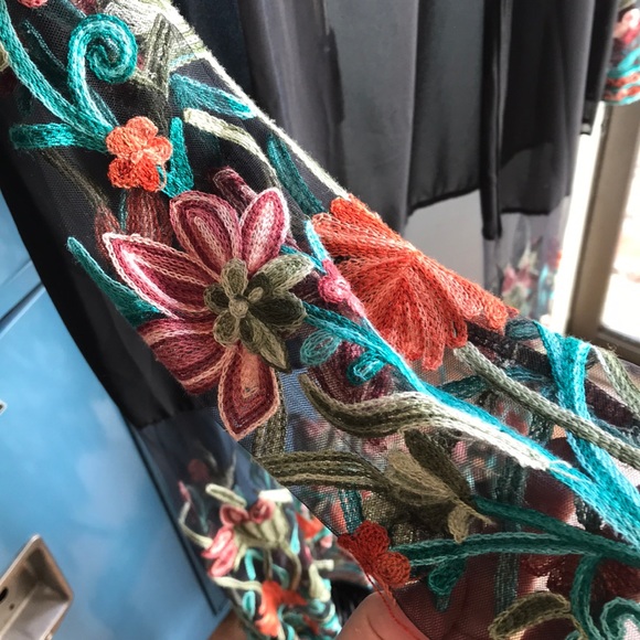 Long Shear Embroidered w/Tassels Jacket 🍀 - Picture 3 of 6